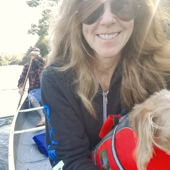 Meet your Posher, Cathy - Picture 1 of 1